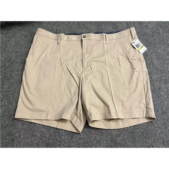 Nautica Other - NWT Nautica deck shorts Stretch Size 44 6 Inch Inseam Tan Men’s Pockets